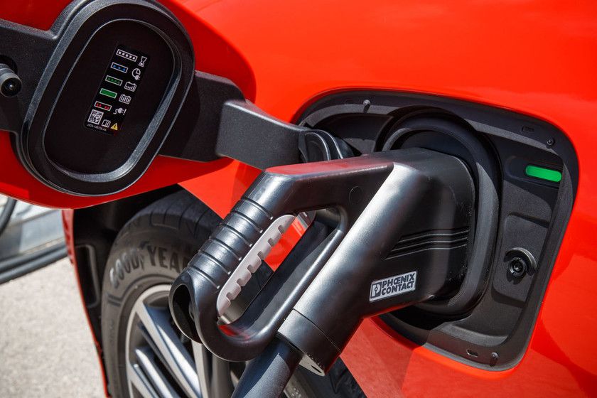 Els cotxes elèctrics tindran 200 punts de recàrrega més a #Espanya el 2020 gràcies a la xarxa Nexvia 🔌💥 buff.ly/31PlNhS