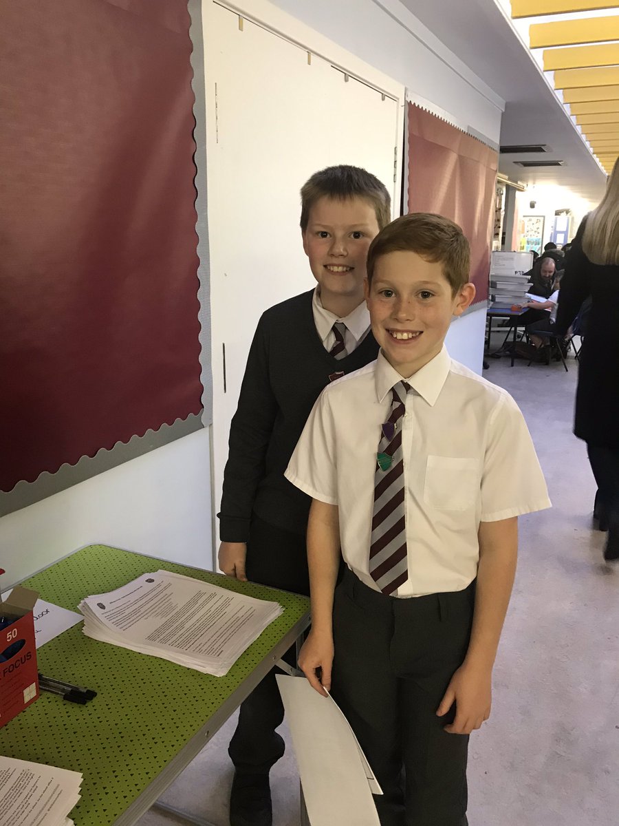 williamstonps's tweet image. Tonight our Pupil Leadership team are helping us welcome our parents to our Parent Consultations and helping us consult our parents on our Positive Relationships policy #pupilleadership #sharingprogress
