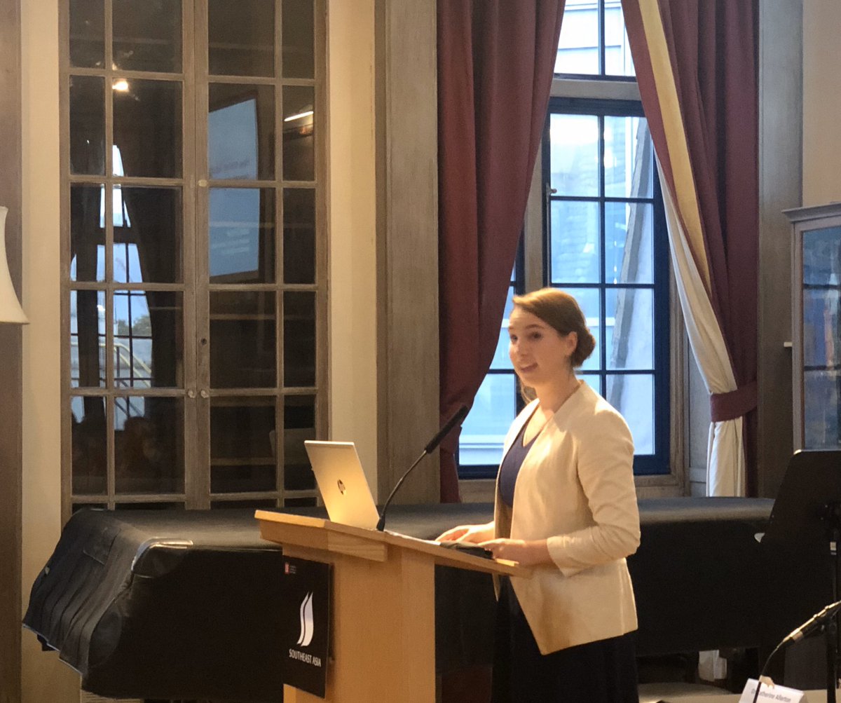 CHAsiaPacific's tweet photo. Academy Associate @Isabeldunstan talks about how securitisation of the internet challenges democratic gains in Southeast Asia at @LSESEAC Forum 2019 #SEAF19 https://t.co/5qbTKe7wPy