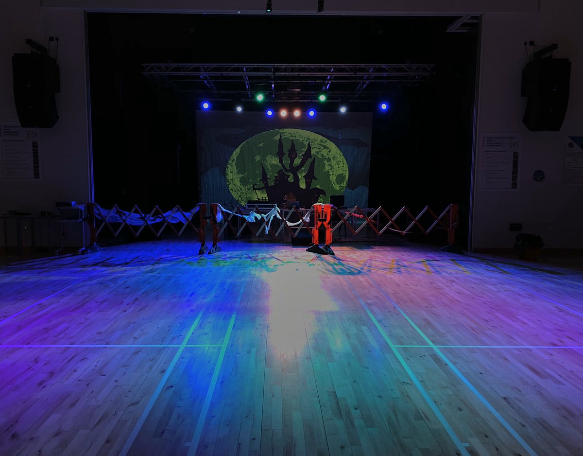 CVHSTechTeam's tweet photo. All set for the Halloween Disco! #HalloweenDisco #Spooky #Lighting #Sound #CVHSTechTeam @ClydeValleyHS https://t.co/ldwon8N4UI
