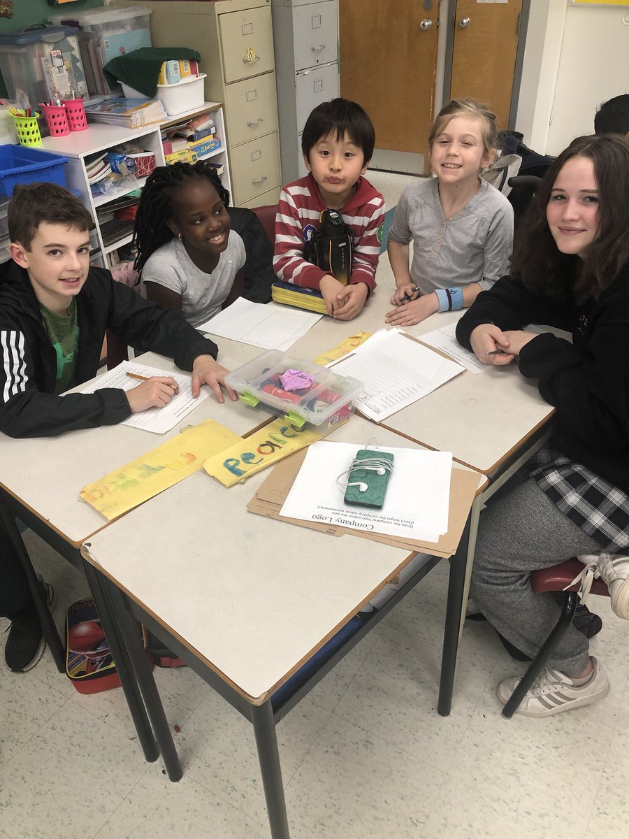 MsKeyota's tweet image. Today we welcomed the Immaculata Tech students . All students worked collaboratively to plan step 1 of an App game. @ImmaculataOCSB @LRaffinOCSB @CorpusOCSB @ParentsCorpus #technology #criticalthinking #inventagame #coding #app