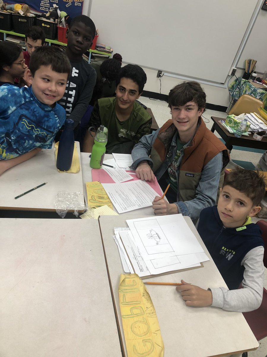 MsKeyota's tweet image. Today we welcomed the Immaculata Tech students . All students worked collaboratively to plan step 1 of an App game. @ImmaculataOCSB @LRaffinOCSB @CorpusOCSB @ParentsCorpus #technology #criticalthinking #inventagame #coding #app