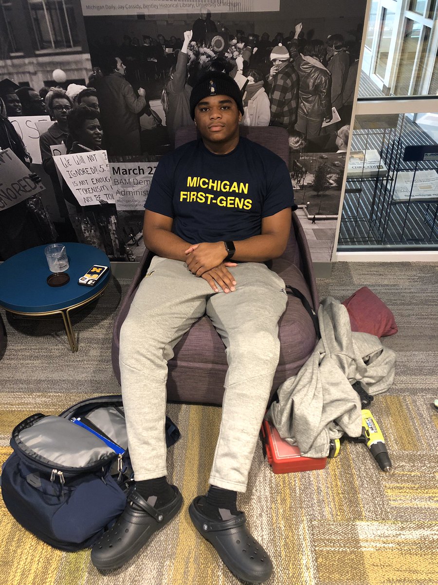 getoffant's tweet image. Posted up in trotter! #firstgenstrong #umich1stgen