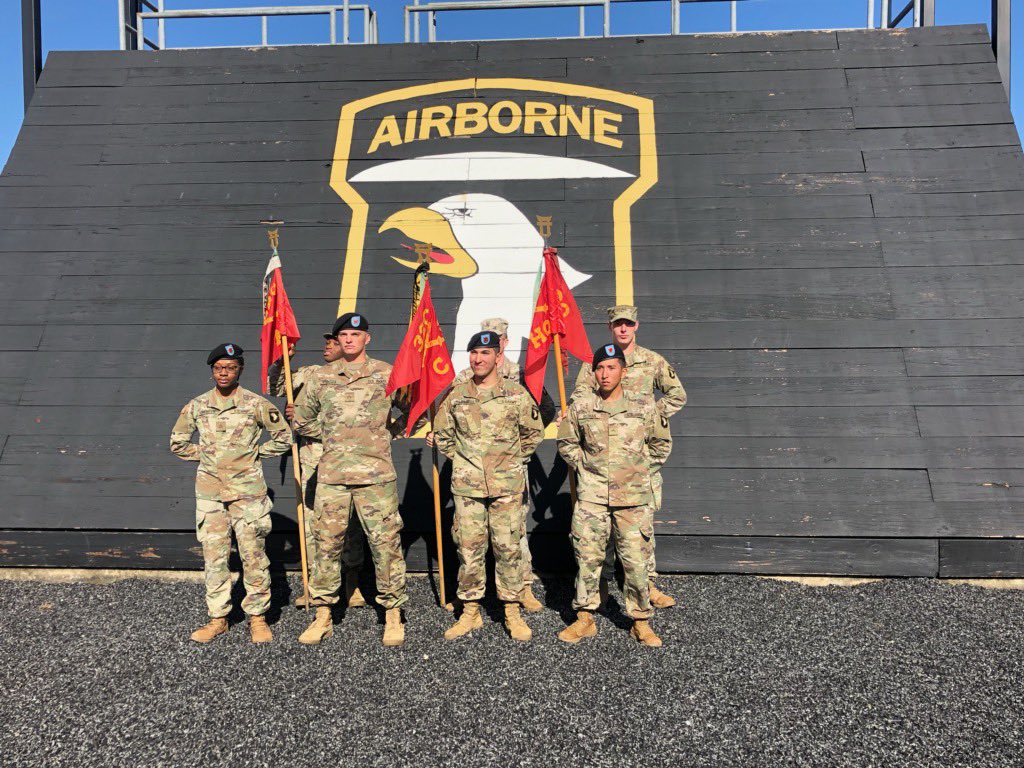 RealIronFires's tweet photo. A lot of behind the scenes preparation that resulted in two big weeks for the team.

4x Air Assault Graduates (PVT Guzman, PFC Miller, PFC Handy, PVT Church) 
5x BLC Graduates (SPC Carter, SPC Gonzalez, SPC Riden, SPC Bernard, SPC Bennett) 
1x Ranger School Graduate (2LT Moore) https://t.co/QzfIxs7yew