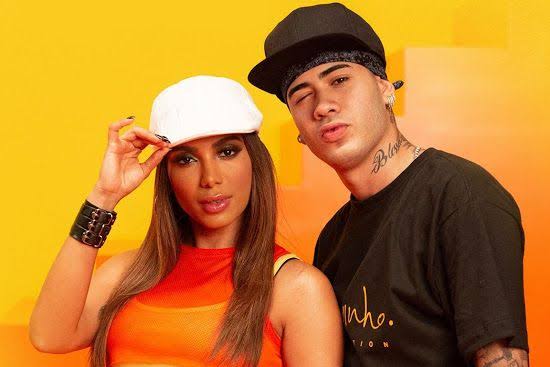 Anitta's tweet image. Nossa fada vai tocar o terror hoje com o @Kevinho no palco do #PrêmioMultishow A votação do #ClipeTVZTerremoto já começou 💥
4 MIL VOTOS
