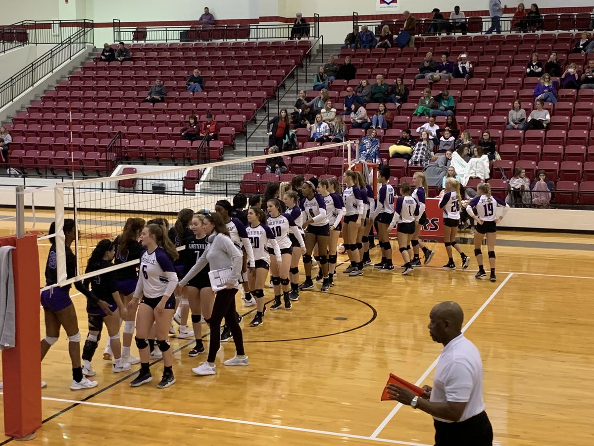 PurpleDogs SWEEPS Mt. St Mary’s in the first round of the 6A State Volleyball tournament!