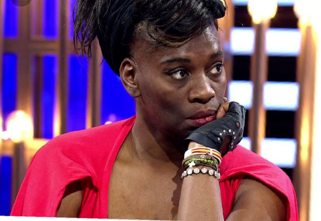 fidhfirkfjejdhi's tweet image. #GHVIPLimite7
#SomosLaAudiencia29O 
#GHVIP290 
10:40  y Todavía no ha dicho Carolina Sobe que es Negra!!!
Que raro...