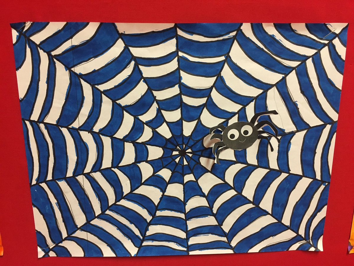MsLeGrow5's tweet image. Spooky spider webs!  🕷 #depthperception #elementsofart #halloween @paradiseelem @NLESDCA
