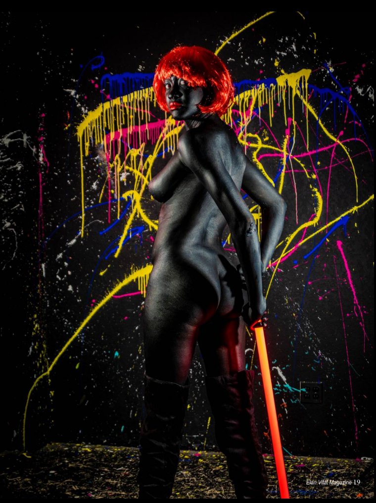 elanvitalmag's tweet image. See more of this set and others in our recent BodyART Issue! 
Available now at magcloud.com/browse/issue/1…
#magcloud #digital #print #starwars #sithlord #bodypaint #lightsaber #DarthVader #Sith #cosplayer #bodyart #artisticfreedom #downloadnow