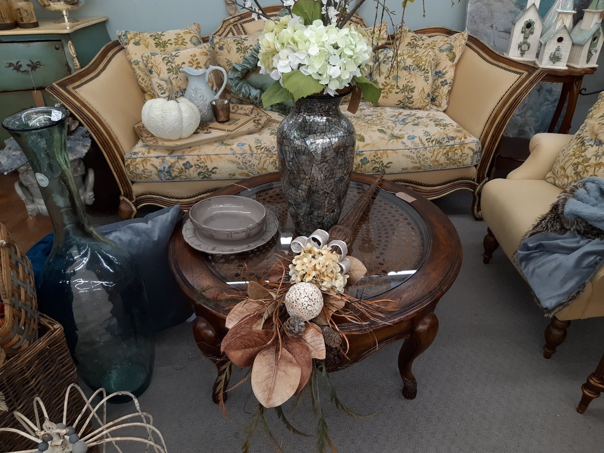 MercantileInFW's tweet photo. Check out one of vendors here at The Mercantile: Uniques Gallery! https://t.co/aGdQh5LYSG