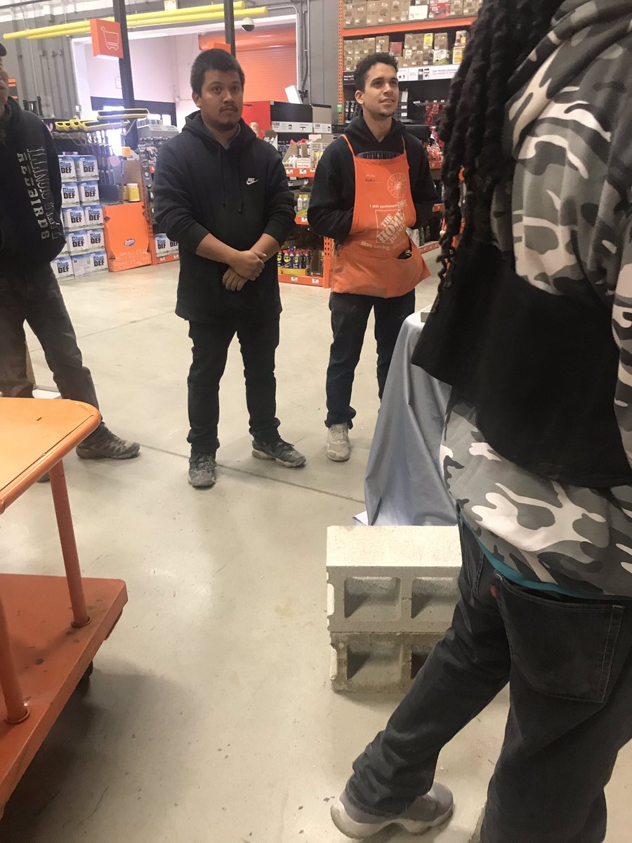 LatishaChicago's tweet photo. Thank You Brandon Lumber Supervisor @ HD 1912 North Ave for this awesome PK🙌🏾🙌🏾 Your Team had a great time learning about Sika Products today @Monica_Lindsey1 @HomeDepot #FullTutorial @SikaProSelect https://t.co/Cm5XYENw3W