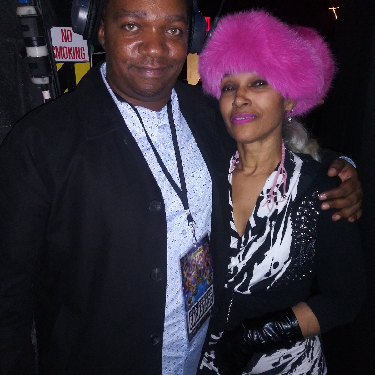DollaSkillz's tweet photo. Chilling with the woman responsible for the smash hit.... Get Over Like a Fat Rat herself the legendary Fonda Rae #LegendsofDisco2 https://t.co/8gAeXmoud3