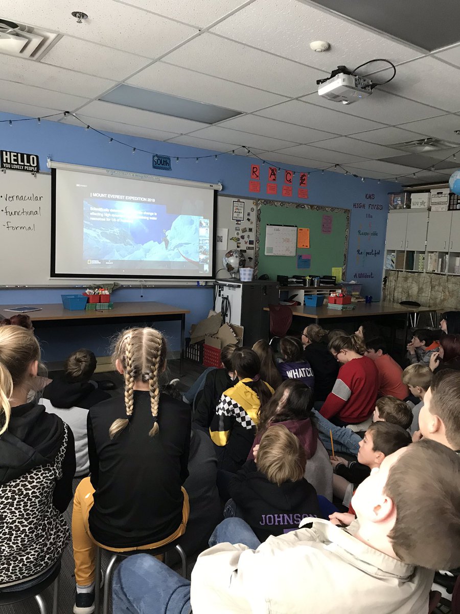 jtagcolburn's tweet photo. #ExplorerClassroom @NatGeoEducation Love bringing the outside world into my classroom. #ksdedtech https://t.co/K6Zk9yG5x7