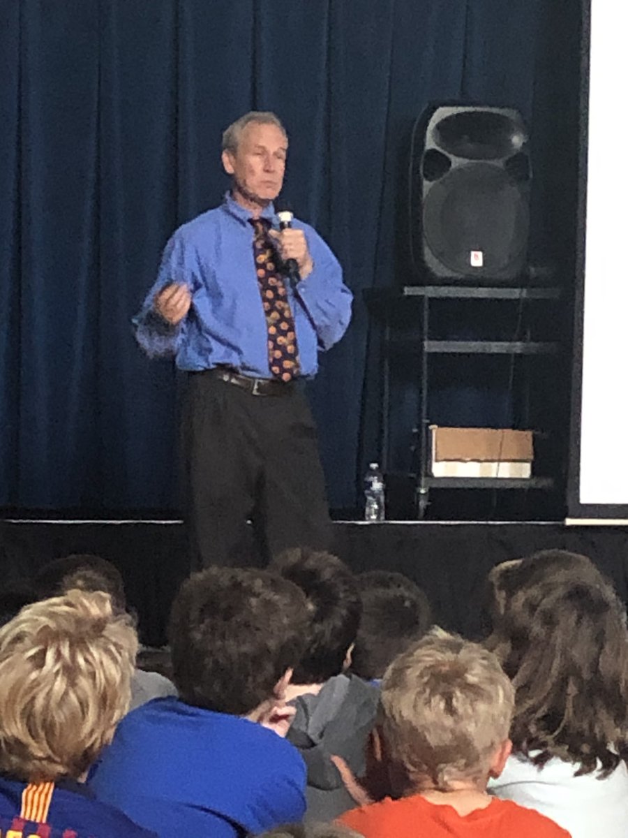 masdmaeprin's tweet photo. All MAE students participated in assemblies presented by Dr. Kampas as part of National Orthodontics Month. Thanks so much to Dr. Kampas and his staff for their informative and entertaining presentation. #MASD #webuildtheirfuture https://t.co/CJxvFAYPLB