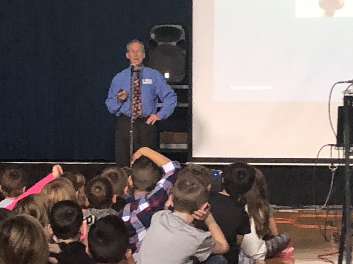 masdmaeprin's tweet photo. All MAE students participated in assemblies presented by Dr. Kampas as part of National Orthodontics Month. Thanks so much to Dr. Kampas and his staff for their informative and entertaining presentation. #MASD #webuildtheirfuture https://t.co/CJxvFAYPLB