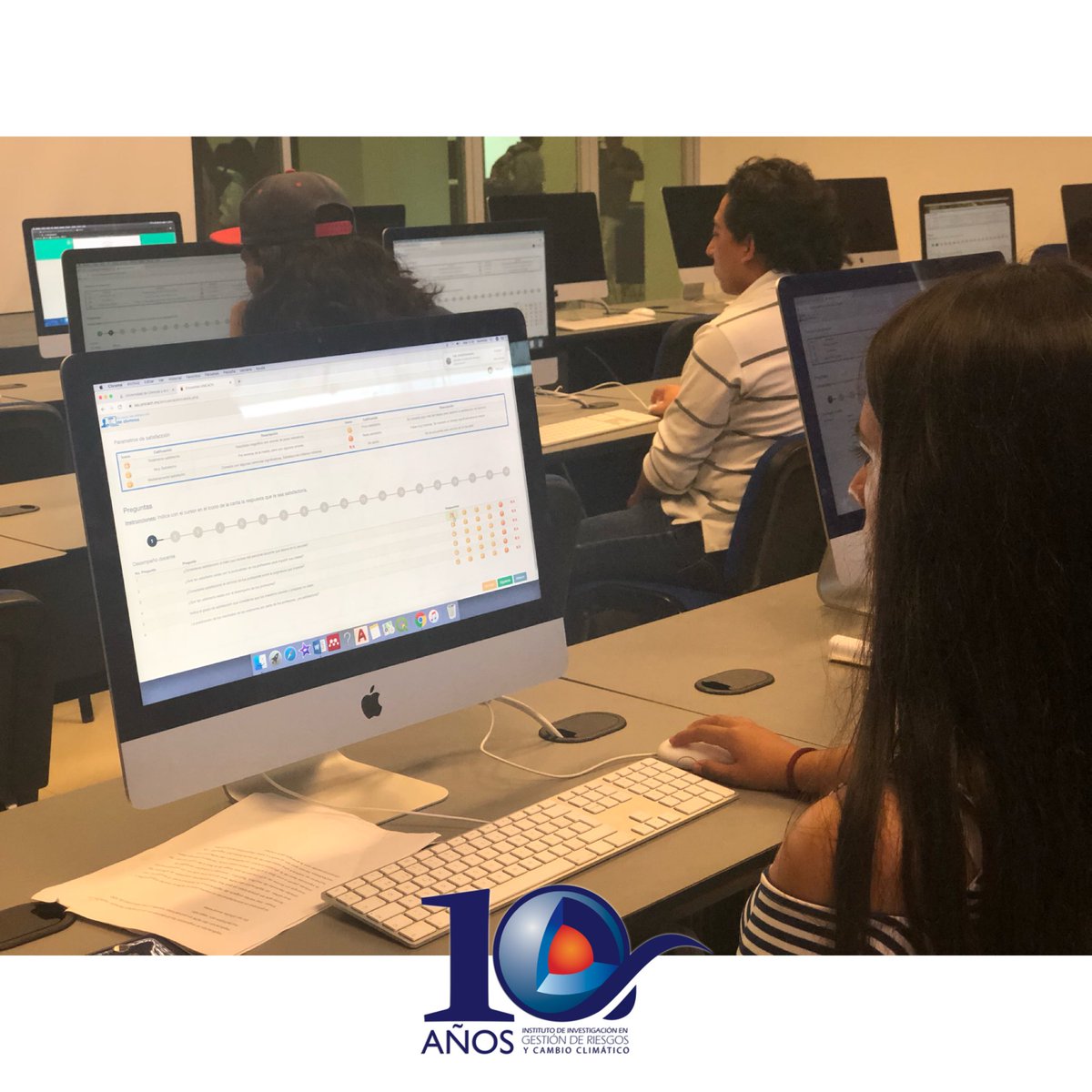 iigercc_unicach's tweet image. Jóvenes del quinto semestre asisten a una de las Salas de Cómputo del #CUID para llenar la Encuesta de Satisfacción de Alumnos; elemento de evaluación que permite mejorar de forma continua los servicios ofrecidos a nuestros estudiantes. 

#UNICACH #SomosLCT #IIGERCC