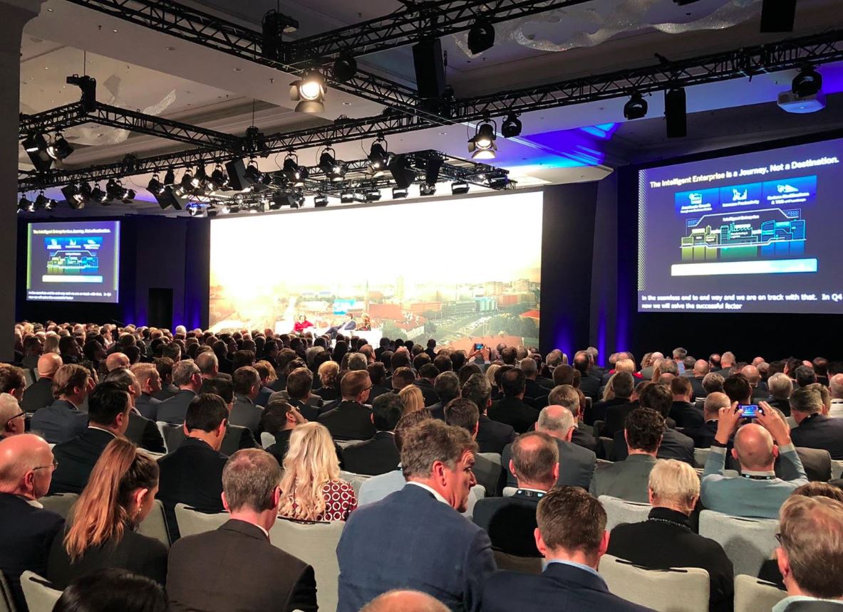 HarveyJeffreyD's tweet image. Outstanding day at #SAPSelect in #Berlin today, discussing all things #intelligententerprise and how @SAP customers are leveraging to drive value for their organizations and stakeholders!