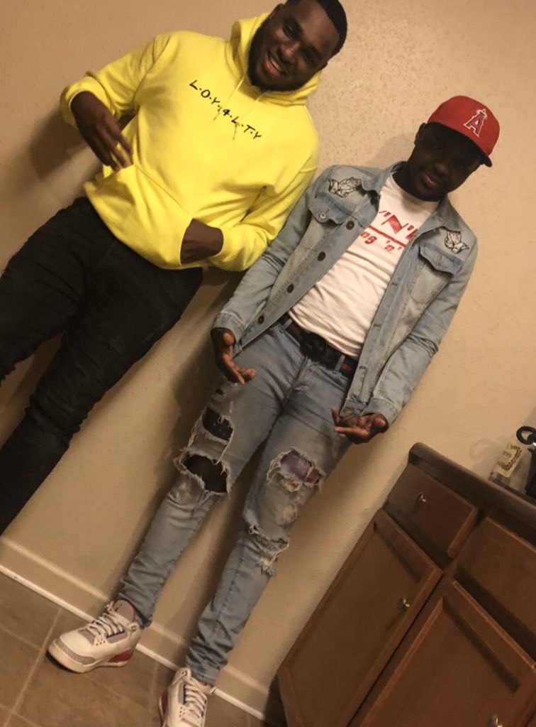 conscious_kid's tweet photo. You want it, we are bringing it! Neon “Loyalty” hoodies are now open for presale from now until Sunday November 3, 2019 at 12:00pm. S-XL are $30 anything 2XL and up is $35. Dm us or contact @adrian34_moam  @KINGXTY_ for more info! See you when fall collection drops😝😝 https://t.co/ntgFiLOrAR