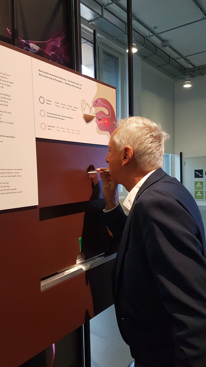 a_s_antonova's tweet photo. Staff, fellows, and students from the @CarsonCenter got a special tour with director Helmuth Trischler of the #cosmoscoffee exhibition at @DeutschesMuseum today... the whole exhibition is brilliant but my personal favourite was growing my own coffee plant in AR! https://t.co/U90Py7Gh6I