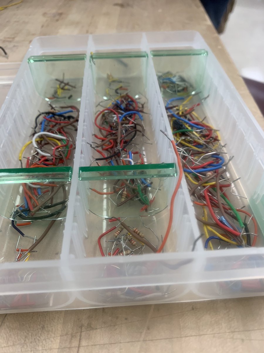 CoachAbbyElder's tweet image. Circuit building day 1:  get organized!  #ColorCoding @PLTWorg @Mary_Murphy17 @PBCHS_Broncos