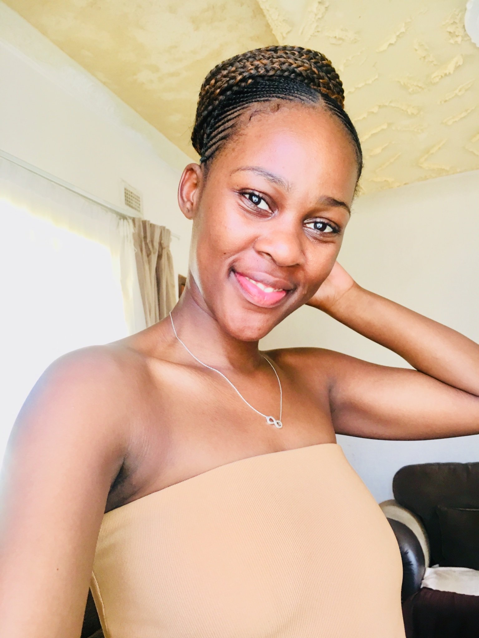 Geb elihle on X GirlsTalkZA My ladies around Durban here s a plug I did my hair at 7 stars salon in Durban CBD Russell street opp bayside lounge These are 270 290 including wash