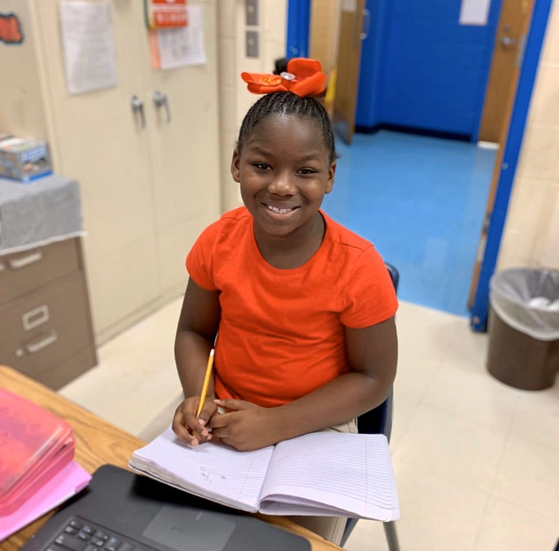 MSCSK12's tweet image. Shout out to Westside Elementary students and staff for showing out in red for #RedRibbonWeek! These Wildcats stand strong against drugs, tobacco, alcohol, and violence. 💪🏾❤️#SCSis901