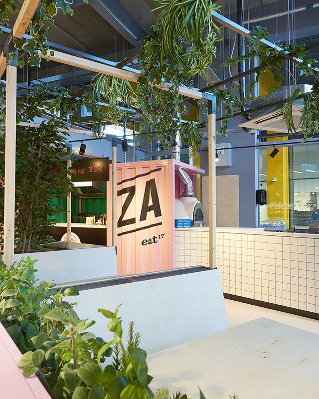 We incorporated a street food experience into the award winning @eat17stores Hammersmith #2019 #bestnewstore -
#Eat17 #award
#design #awardwinning #london #city #studio #work #hospitality #creative #creativity #innovation #people #places #products #spar … ift.tt/2oxM7zy