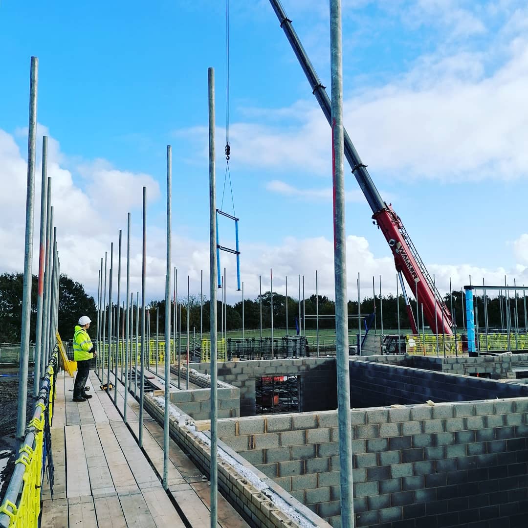 samsmit97234319's tweet photo. Balconies being lifted in ready for the next floor to go on of our retirement project. #gustohomes #gustoconstruction #harveysfabrications #walkersandson https://t.co/zG9zlT1Gn3