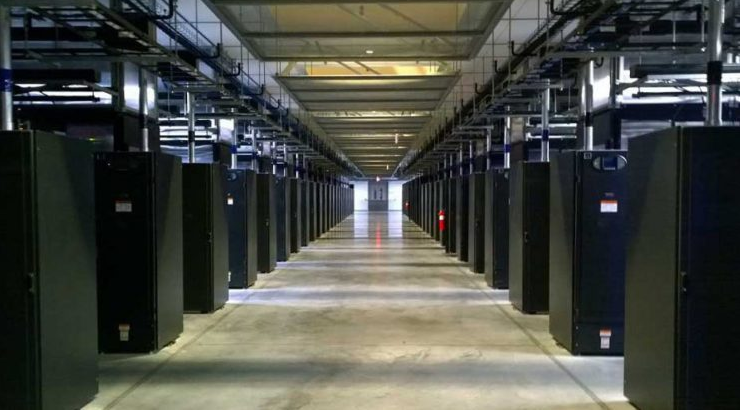 cleareon's tweet photo. New @dcfrontier special report offers insights into the impact of #hyperscale #datacenters. https://t.co/8PWmgrcrFq #colocation #AI https://t.co/52jVLZMXMd