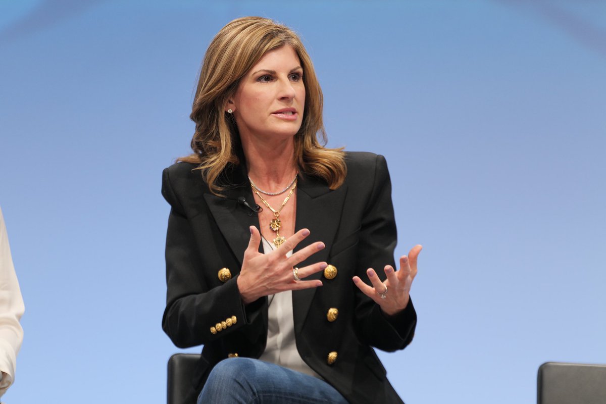 JenniferBMorgan's tweet image. Capped off an incredible trip to Germany with a great morning at #SAPSelect in Berlin with @ChrstnKlein. Such an inspiring week-and-a-half spent with @sap employees + customers and could not be more energized for the journey ahead! #dreamteam