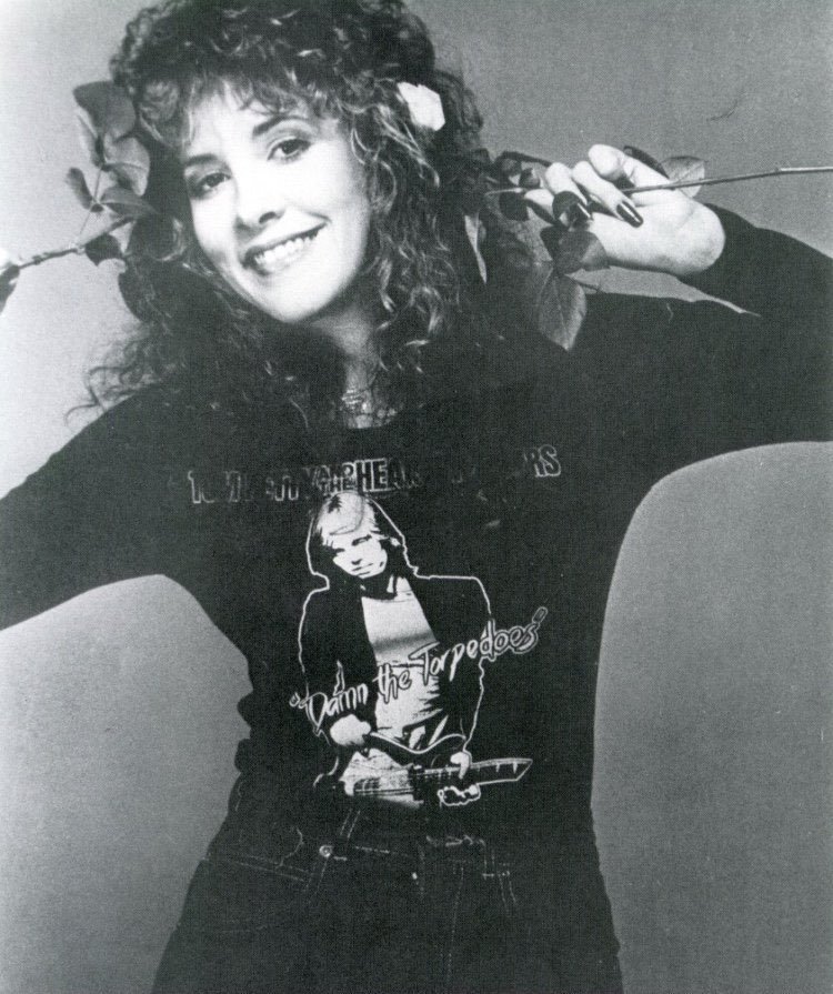 Stevie Nicks from Fleetwood Mac wearing a Tom Petty t-shirt. Found by  @clara_buggy2.