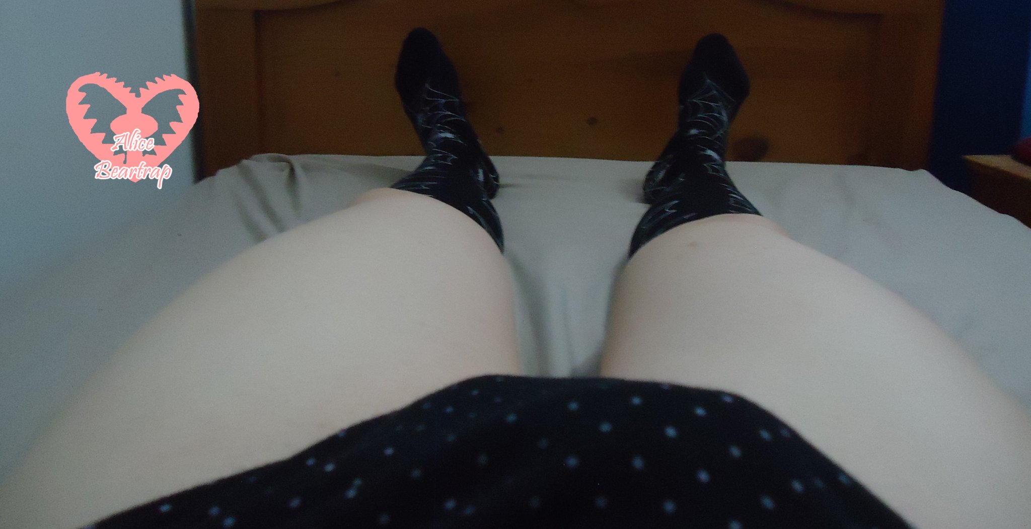1 pic. Hu? this weird little thing appeared in my pantys, what kind of witchcraft is this? ow0 #sissyfication