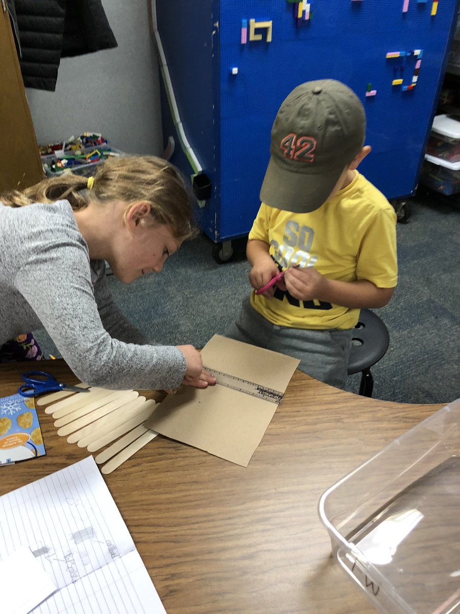 MakersTays's tweet photo. Creating shelters for Pumpkin Jack...Innovation Lab fun #STEM #FCEfish #FCEhse #StrongerTogether https://t.co/OUMN87uwgN