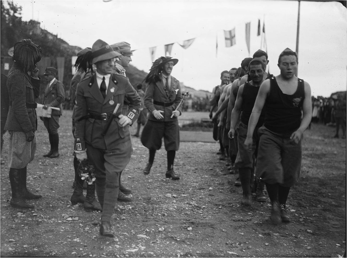 #Fiume100: alcune delle immagini mostrate all'evento di oggi realizzato dalla fondazione <a href="/ItaProtagonista/">Italia Protagonista</a> a Palazzo Giustiniani
(staff)