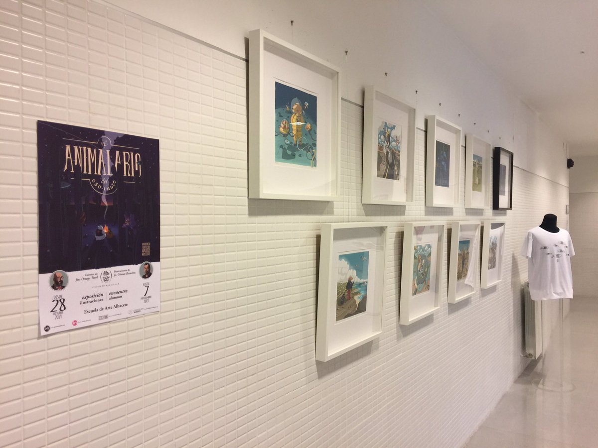 EAAlbacete's tweet photo. Disfrutando de las ilustraciones de @jr_go_estudio @go_estudio incluidas en @el_oso_indio y las estupendas impresiones de @indiecolors y sobre textil de @kamisity #escueladearte #exposicion #albacete #gliceeprint https://t.co/tKbBi0V041