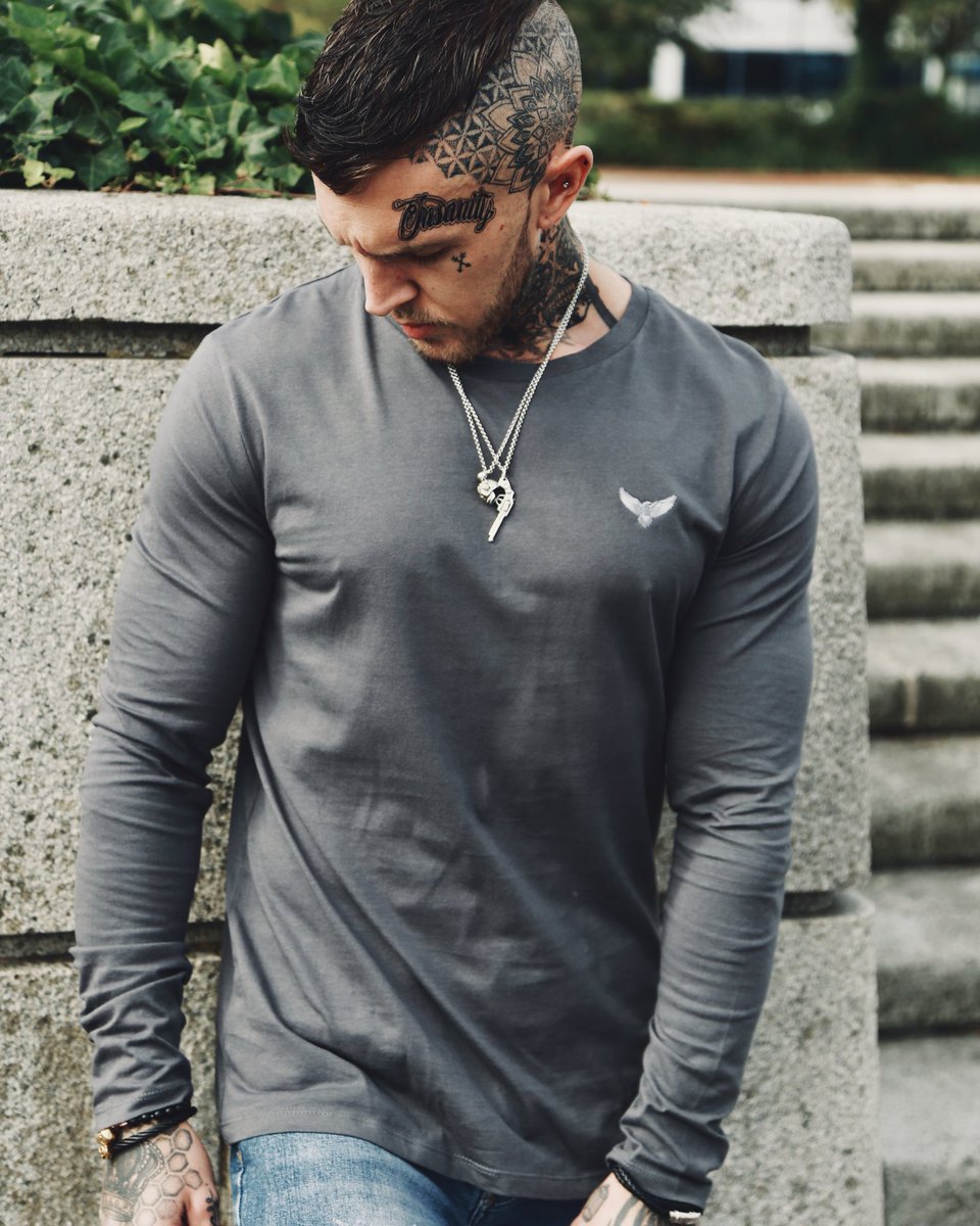 withinraven's tweet photo. Within Long Sleeve Tee 👌
Get 20% off your first order with code RAVEN20 https://t.co/dY3QOZbqjr

#mensstyle #streetstyle 
#longsleevetee #menwithclass #menwithstyle #guyswithtattoos
 #malemodels #mensfashionpost #menswearblog #f21men #mensootd #menslife #trendsformen #menslaw https://t.co/zmNW9TzxgY