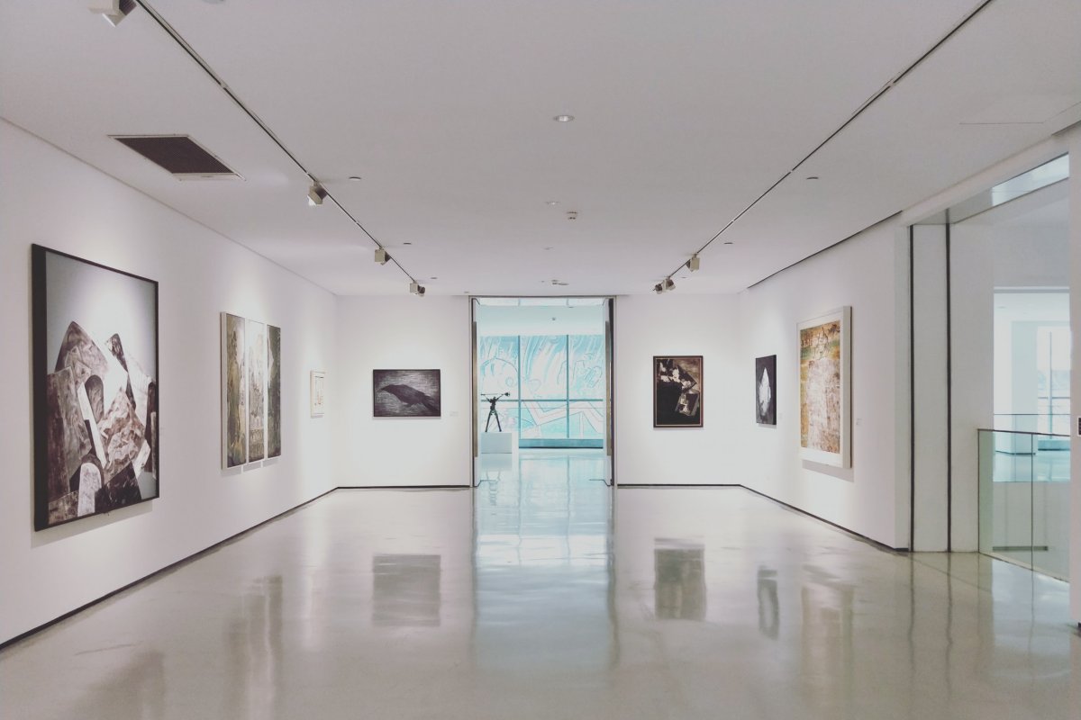 Fastframe_Skill's tweet image. It's always a pleasure crafting frames for artists' to get their work ready for the gallery walls.