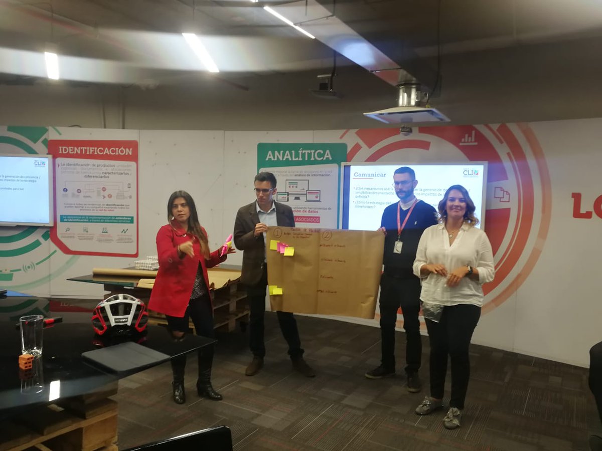 LOGYCA_Org's tweet photo. "Taller de sensibilización y  desarrollo de estrategias de Economía Circular" #economiacircular #sostenibilidad #LOGYCA https://t.co/h0ApwyPCEy