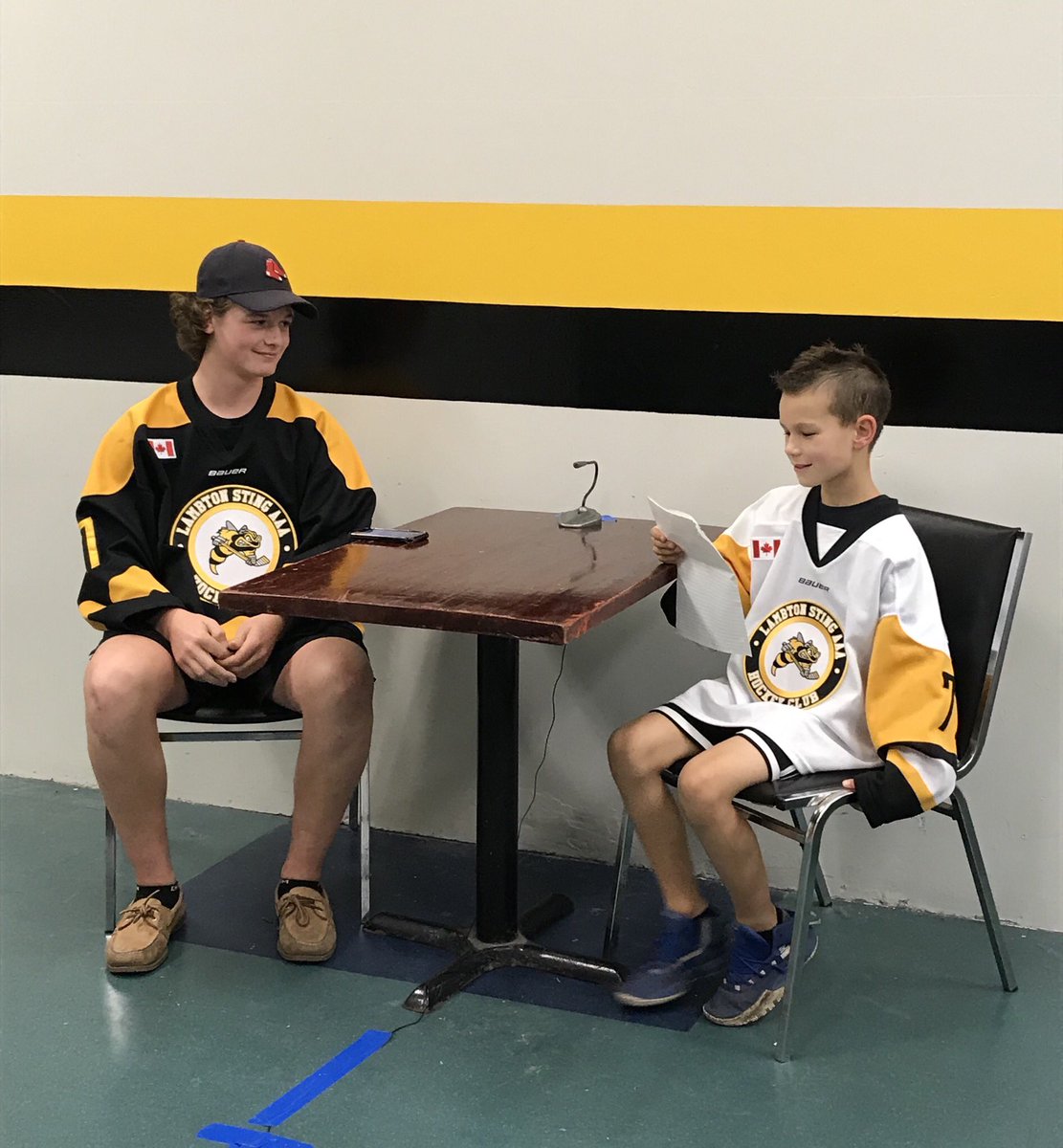 StingU16's tweet photo. We have somthing up our sleeves... 
@LambtonAAA 

Stay tuned ... 🏒🐝 https://t.co/le9YSRG0QH