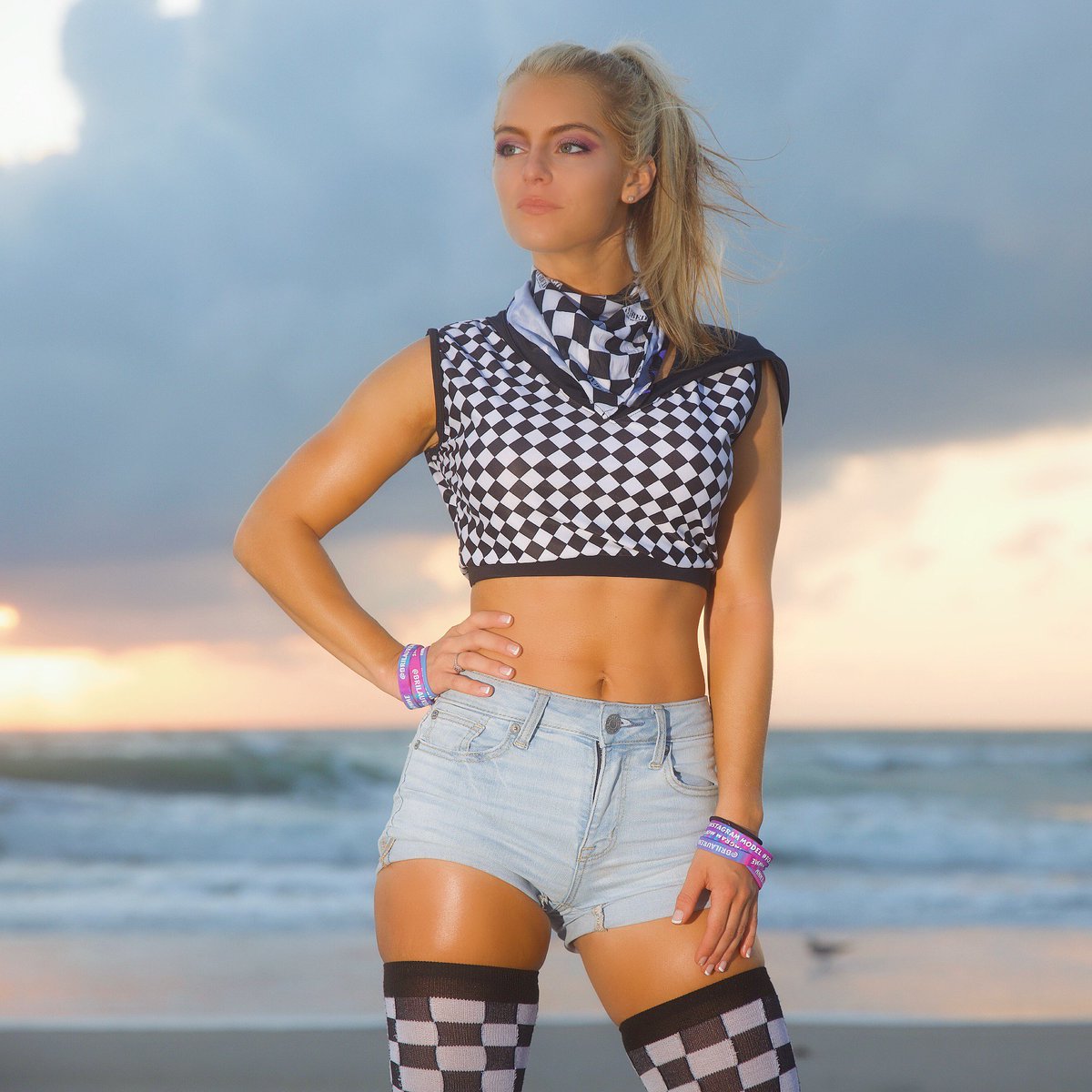 IVibed's tweet photo. GOOD VIBES ALWAYS 

#ivibed #edm #music #rave #housemusic #trap #edmlifestyle #edmfamily #plur #electronicmusic #edmlife #dubstep #hiphop #techno #model #edmmusic #house #festival  #ravelife #ravemodel #ivibedbabes #instagood  #ravefans  #electricforest2019 #ef2019 https://t.co/UHzJ6vzJd3