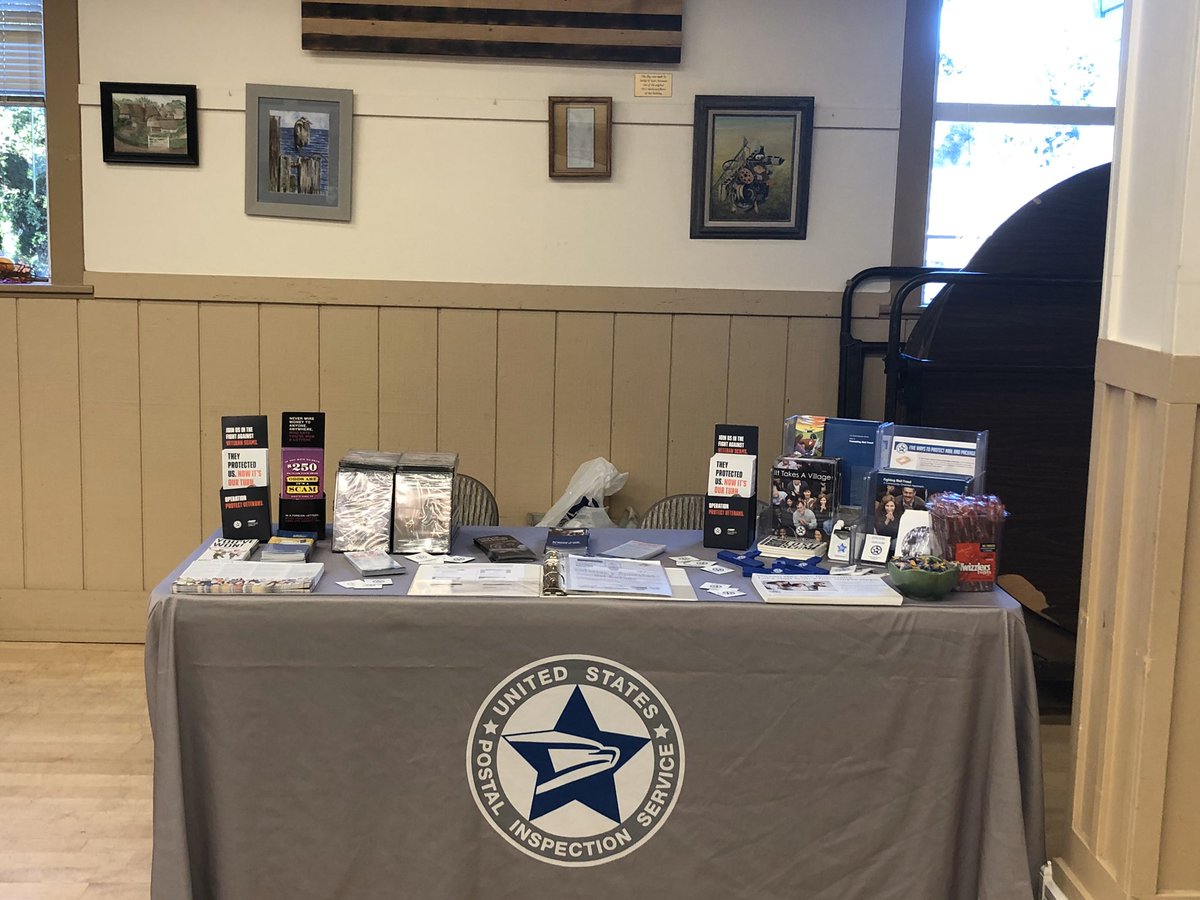 USPIS_Seattle's tweet photo. We are out at the #SnoValley Fraud Fair in Carnation, giving information on how to protect yourself! Swing by and say hello!
#FraudWatch #USPIS #USPS https://t.co/u4Z7daSBJT