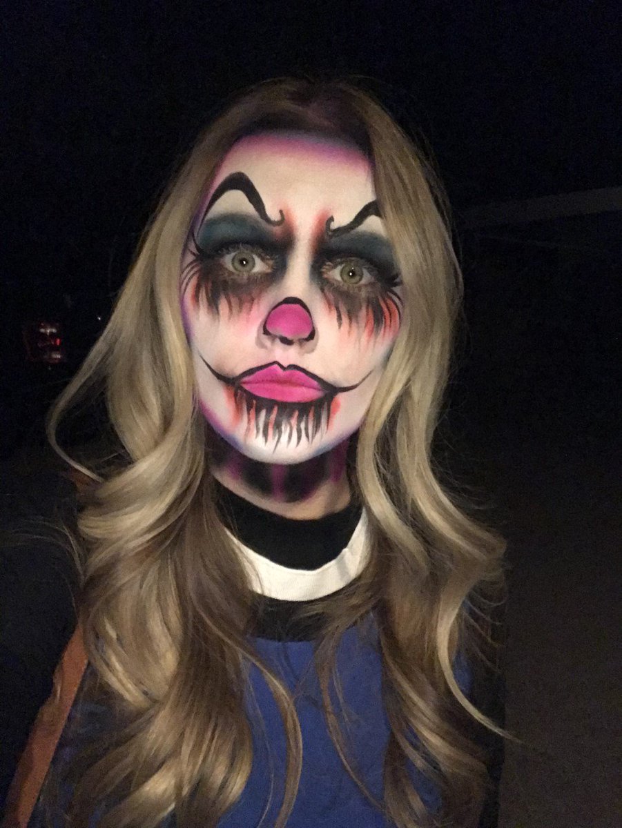 LLarsonTV's tweet image. One of my better looks..
@TucsonsScariest left its mark on me while I took a look at what goes on behind the scenes of the haunted attraction. 

Watch and read the full story here: bit.ly/2MTIixN