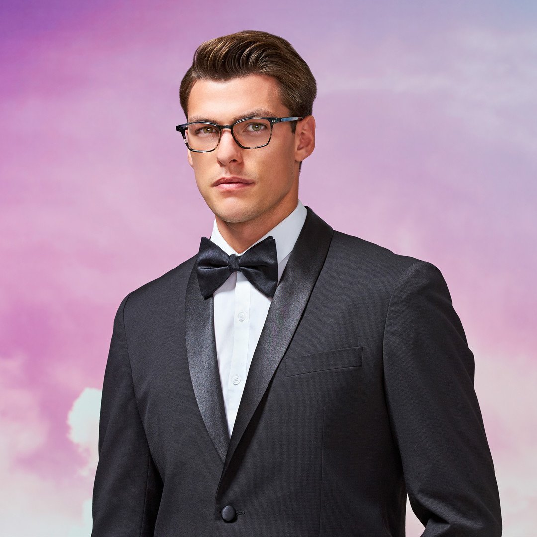 The newest Badgley Mischka Eyewear Campaign. Shop the collection now.