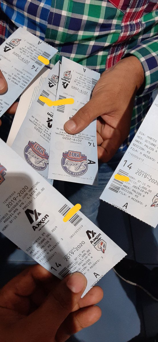 Atención, solo hay boletas en plaza Lama, 130 boletas es lo que les queda. 
Apurense que Camacho esta recogiendo las boletas. 

#CamachoCorruptoChallange