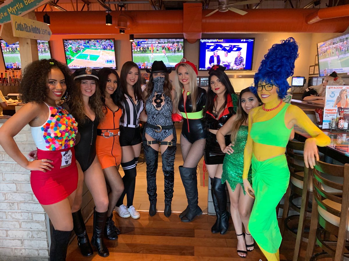 hooters halloween costume