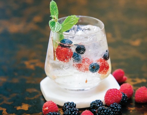 Enjoy the trifecta of cocktails: easy to make, refreshing to sip and oh-so-delightfully delicious!

tx.meetingsmags.com/signature-drin…