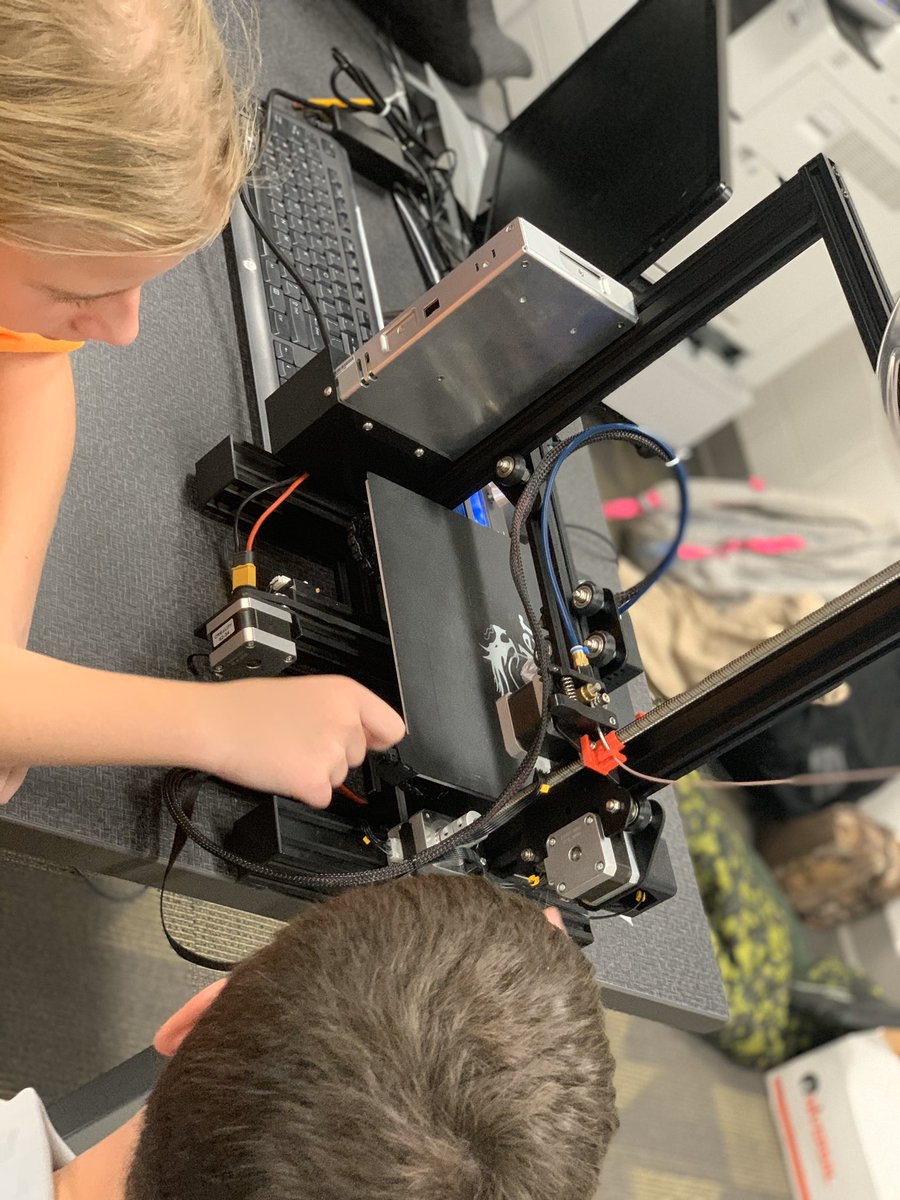 CoderDojoRanger's tweet image. It’s #droneracing season for #dronerangers #3dprinting #coding and #Minecraft @roblox in our #juniorhigh #coderdojo club in #myohioclassroom #therangerway