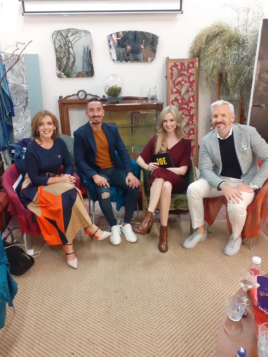 Our panel are rearing to go 💪 <a href="/MrNiallMcGarry/">Niall McGarry</a> <a href="/Alisoncowzer/">Alison Cowzer</a> <a href="/vithitman/">gary lavin</a> <a href="/yvonneredmond/">Yvonne Redmond</a> #AllinBusiness