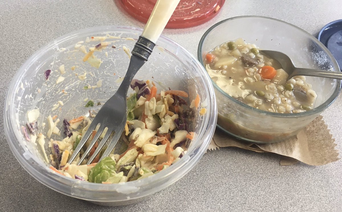 LeeKaren93's tweet photo. A big thank you to Mr. C from @RoyDeShaneIC who helped clean up my salad after I accidentally spilled it all over the lounge so I could run home and get a new lunch and the teachers who offered to give me parts of their lunch! #RDBulldogs #SpikeStyle #bestcoworkers #community https://t.co/SCQm8iOWoM