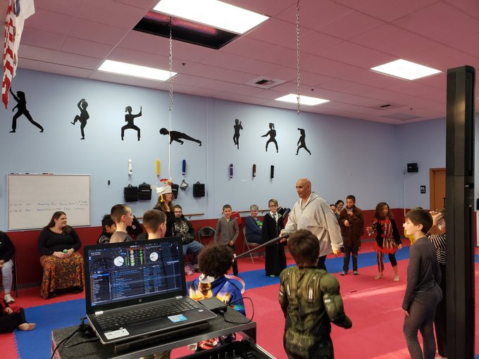 #aspirekarate #karate #dj #djs #djing #party https://t.co/y2jefNdL9f<a href="/tag/aspirekarate"class="tags">#aspirekarate</a><a href="/tag/karate"class="tags">#karate</a><a href="/tag/dj"class="tags">#dj</a><a href="/tag/djs"class="tags">#djs</a><a href="/tag/djing"class="tags">#djing</a><a href="/tag/party"class="tags">#party</a>